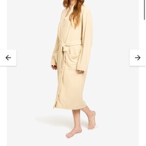 Line & Dot waffle knit robe NWOT